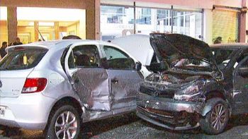 un choque multiple dejo tres heridos un choque multiple dejo tres heridos