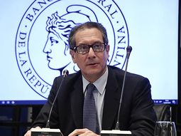 El Presidente del BCRA anticipó que agosto cierra en una situación de empate o de recuperación parcial