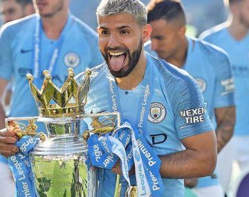 Subastan la camiseta histórica del Kun Agüero en el City