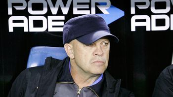 racing profundiza su crisis: ahora renuncio ischia racing profundiza su crisis: ahora renuncio ischia