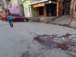 Treinta y cuatro tiros para una ejecución narco