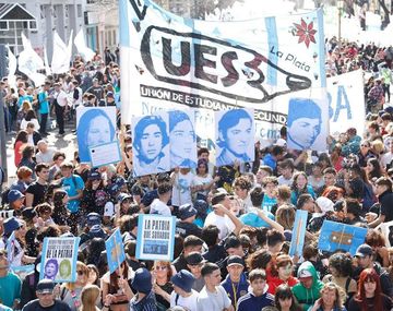 A 47 años de la Noche de los Lápices: miles de estudiantes se movilizaron contra el negacionismo