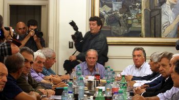 las tres cgt realizaran en agosto un congreso con vistas a reunificar la central las tres cgt realizaran en agosto un congreso con vistas a reunificar la central