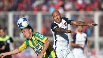 aldosivi sorprendio a san lorenzo y lo dejo lejos del puntero boca aldosivi sorprendio a san lorenzo y lo dejo lejos del puntero boca