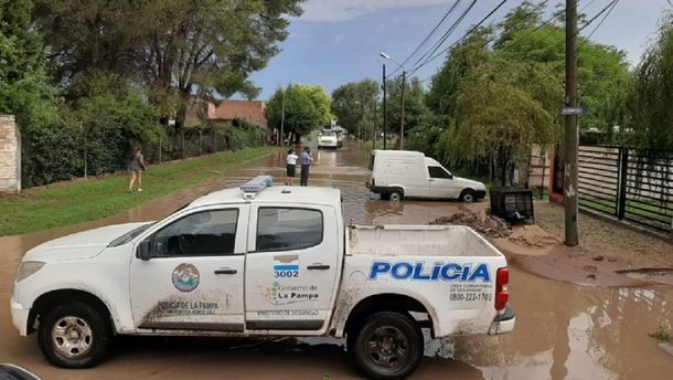 Violento temporal de granizo en La Pampa: 100 personas evacuadas