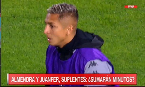 La Bombonera cantó contra Almendra y Benedetto reaccionó