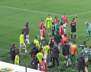 VIDEO: La brutal pelea entre Inter y Chapecoense que terminó con tres expulsados