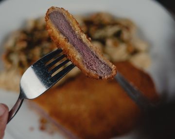 Este truco casero explica, en simples pasos, cómo hacer para que las milanesas no queden aceitosas.