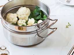 El truco para cocinar al vapor sin la necesidad de una olla especial