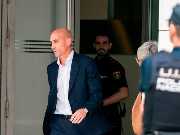 Luis Rubiales fue detenido por un escándalo de corrupción en la Supercopa de España