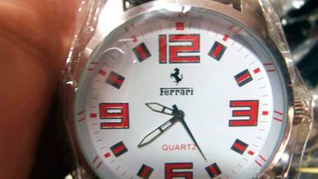 secuestran 6.000 productos truchos de primeras marcas secuestran 6.000 productos truchos de primeras marcas