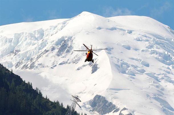 Murieron nueve alpinistas tras una avalancha en Francia