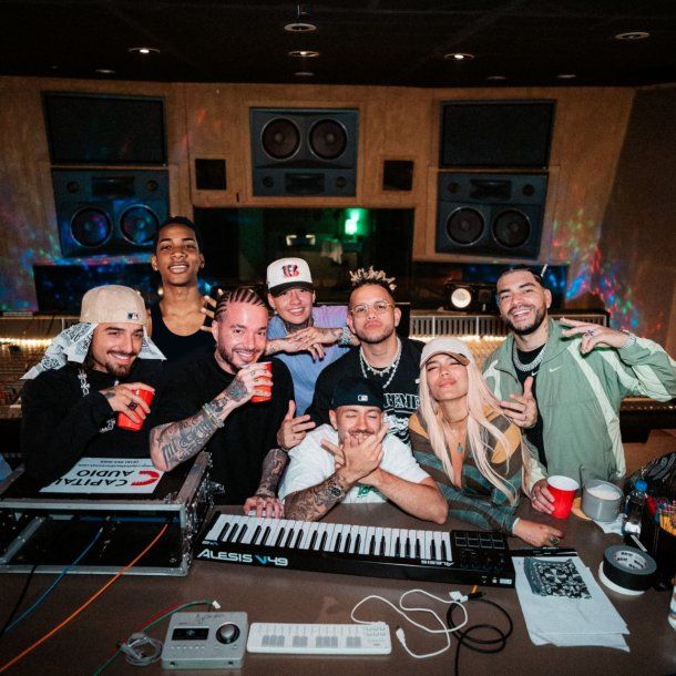 Karol G, Feid, DFZM, Ovy On The Drums, J Balvin, Maluma, Blessd y Ryan Castro presentaron +57