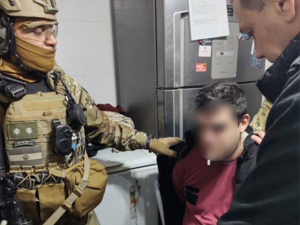 El audio del policía atrincherado: asegura que quería denunciar corrupción