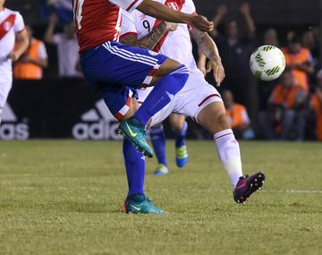 Paraguay enfrenta a Perú por Eliminatorias