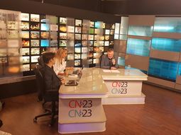 Lucho Avilés volvió a la tele con Indiscreciones en CN23 Lucho Avilés volvió a la tele con Indiscreciones en CN23