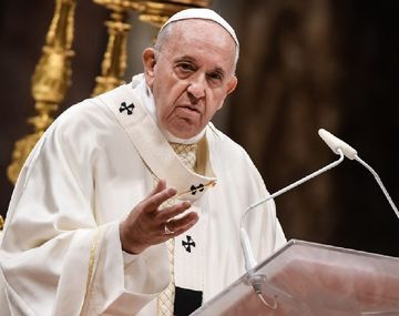 El Papa Francisco apuntó contra las fake news: Cada vez es más difícil...