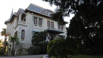 Los líderes de la Coalición Multicolor ya están en Suárez y Reyes para definir los pasos a seguir tras el escándalo vinculado a Marset. Los líderes de la Coalición Multicolor ya están en Suárez y Reyes para definir los pasos a seguir tras el escándalo vinculado a Marset.