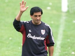 ramon diaz, 3° parte: los ciclos del entrenador en river ramon diaz, 3° parte: los ciclos del entrenador en river