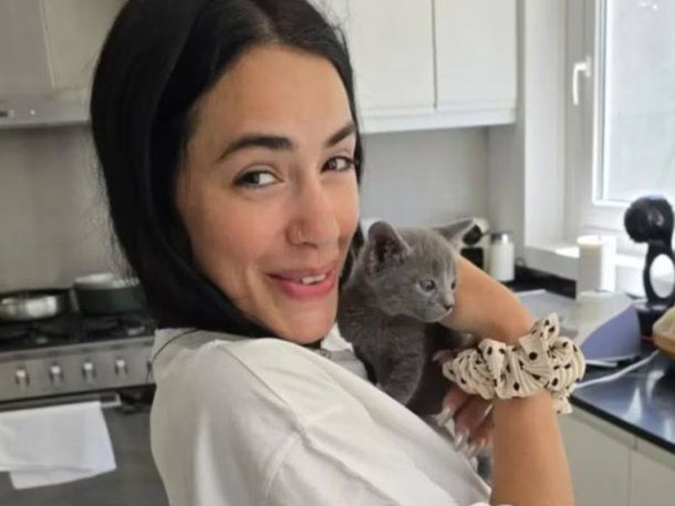 Lali Espósito y su gato Pelusa.