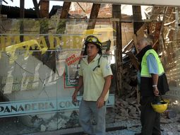 Se derrumbó el techo de una panadería en La Boca