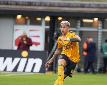 Enzo Fernández sirvió dos goles y fue figura en Benfica