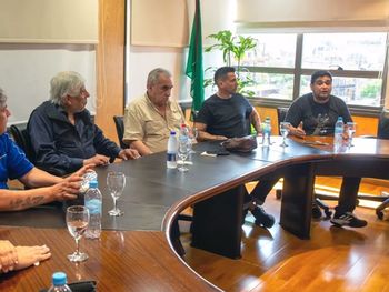 Al paro de transporte se suman más gremios y movimientos sociales