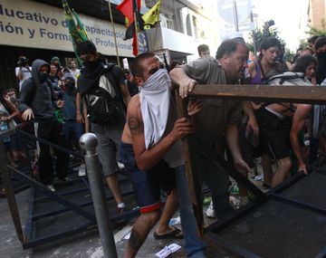 Donda desmintió su participación en los incidentes