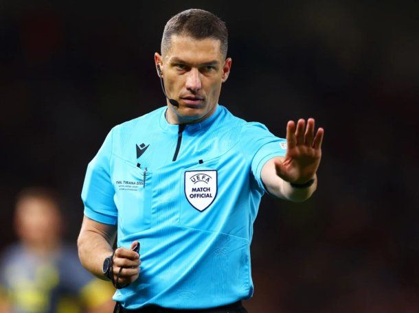 István Kovács, el juez que hará historia en la final de la Champions League