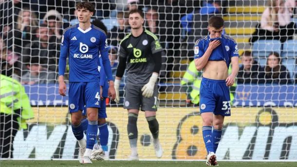 De la hazaña histórica al abismo: Leicester City descendió a la tercera división de Inglaterra