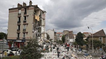dos muertos y nueve desaparecidos en la explosion de un edificio en francia