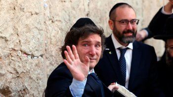 El Gobierno oficializó al rabino de Milei como nuevo embajador en Israel