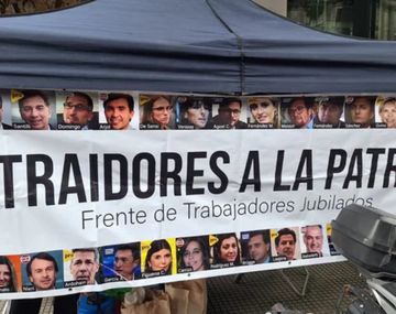 Ley Ómnibus: recibimiento hostil para los diputados dialoguistas en Congreso