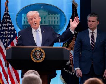 Trump advirtió que Irán podría ser eliminado este martes por la noche