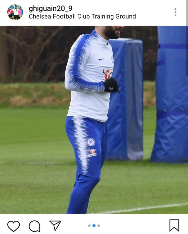 ¡No lo ayudan! El primer error insólito de Higuaín como jugador del Chelsea