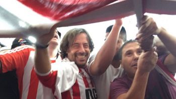 el lider de la barra de estudiantes se refirio a su relacion con ricky sarkany el lider de la barra de estudiantes se refirio a su relacion con ricky sarkany