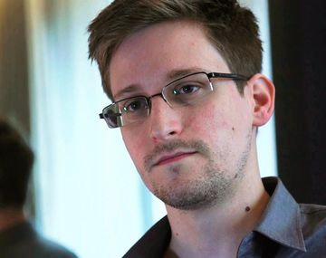 Snowden abrió cuenta de Twitter: ¿Pueden oírme ahora?