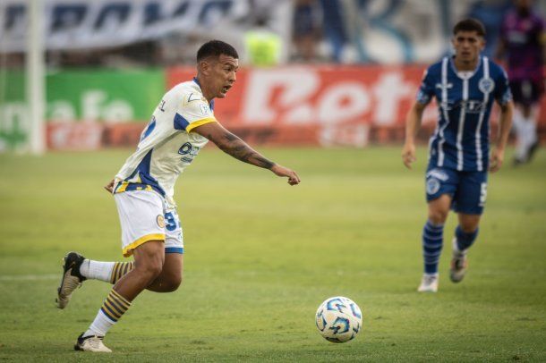 Rosario Central goleó 3-0 a Godoy Cruz en Mendoza