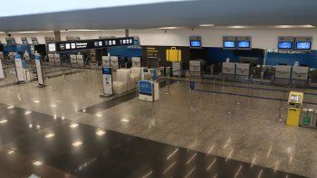 Tragedia en Aeroparque: cómo fue el accidente en el que murió un empleado y otro resultó herido Tragedia en Aeroparque: cómo fue el accidente en el que murió un empleado y otro resultó herido