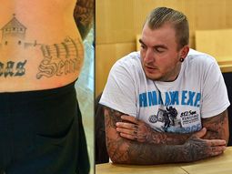 Marcel Zech fue condenado a ocho meses de cárcel por llevar un tatuaje nazi. Marcel Zech fue condenado a ocho meses de cárcel por llevar un tatuaje nazi.