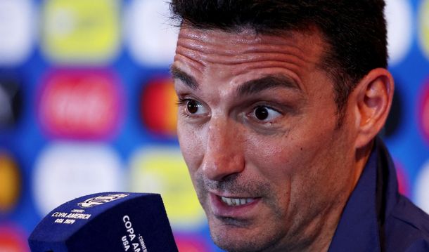 El enojo de Lionel Scaloni por un pregunta sobre el Dibu Martínez