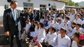 scioli: se van a recuperar los dias de clases perdidos scioli: se van a recuperar los dias de clases perdidos
