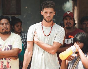 El influencer Santiago Maratea vivió un tenso momento en Salta cuando fue a entregar donaciones para wichis