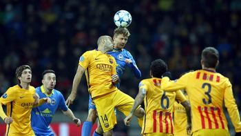 con dos goles de rakitic, barcelona le gano al bate borisov en bielorrusia con dos goles de rakitic, barcelona le gano al bate borisov en bielorrusia