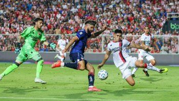 debuta bernardi: newells enfrenta a union en un partido clave por la permanencia debuta bernardi: newells enfrenta a union en un partido clave por la permanencia