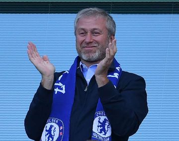Roman Abramóvich deja la conducción del Chelsea por la guerra