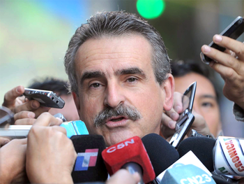 Rossi: En los 90 se privatizaba, hoy se impulsa la producción