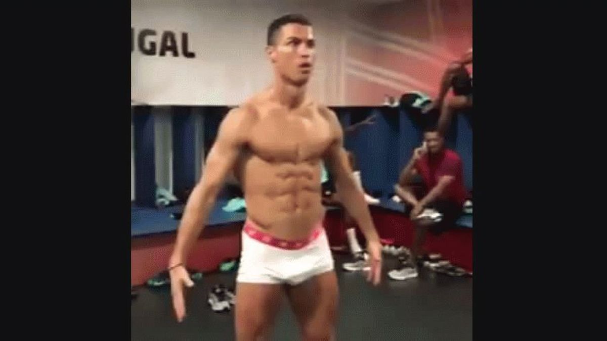 MannequinChallenge: Cristiano Ronaldo se desnudó frente a sus compañeros de  selección