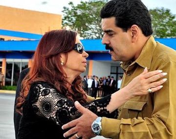 Nicolás Maduro comienza su primera gira por Sudamérica