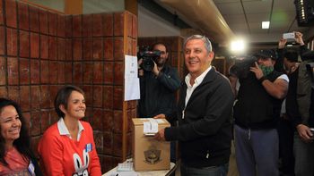el referente de macri en neuquen se quejo por votar con las cenizas el referente de macri en neuquen se quejo por votar con las cenizas